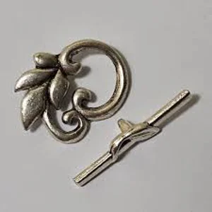 25x19mm Antique Silver Leaf Toggle Clasp  (2)