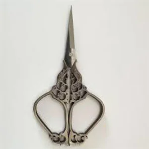 Embroidery scissors