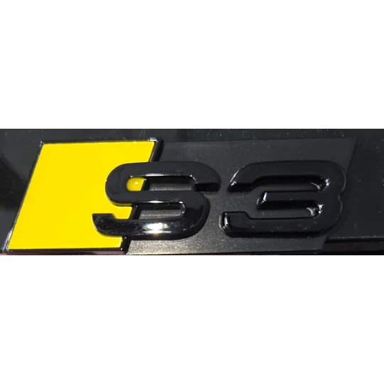 S3 GRILL BADGE YELLOW 70mm x 22mm