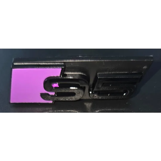 S5 GRILL BADGE PURPLE 70mm x 22mm