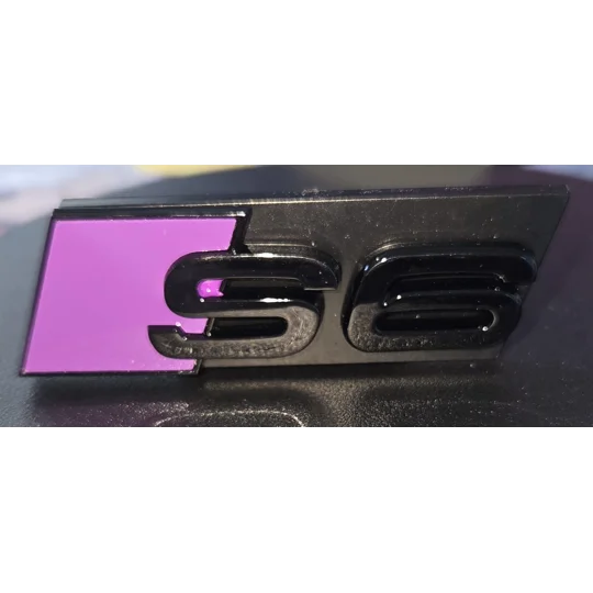 S3 GRILL BADGE PURPLE 70mm x 22mm