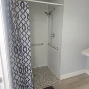Fresh & Convenient Showers – Always Free!