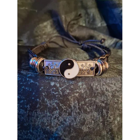 Ying/Yang Adjustable Bracelet - 1 avail