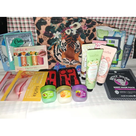 TIGER MAKEUP BAG -1 avail