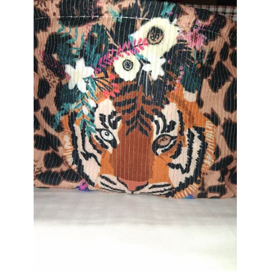 TIGER MAKEUP BAG -1 avail