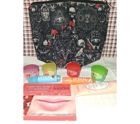 WITCHY MAKEUP BAG - 1 avail