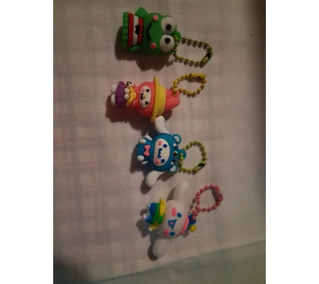 MINI SANRIO BAG CHARMS 4pc set