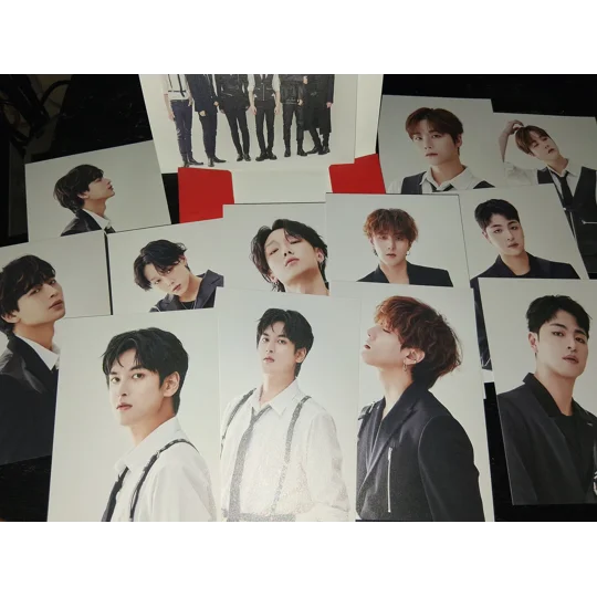 IKON WORLD TOUR 2023 POSTCARDS - 1 avail