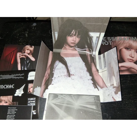 Le Sserafim Hot Album - 1 avail
