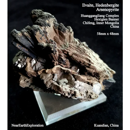 Ilvaite, Hedenbergite - Huanggangliang Mining Complex, China