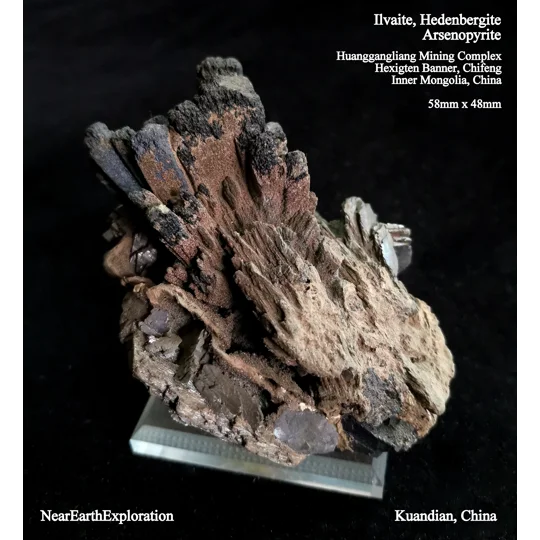 Ilvaite, Hedenbergite - Huanggangliang Mining Complex, China