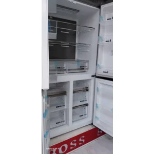 Boss Refrigerator model 900