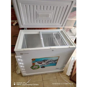 Everest chest freezer