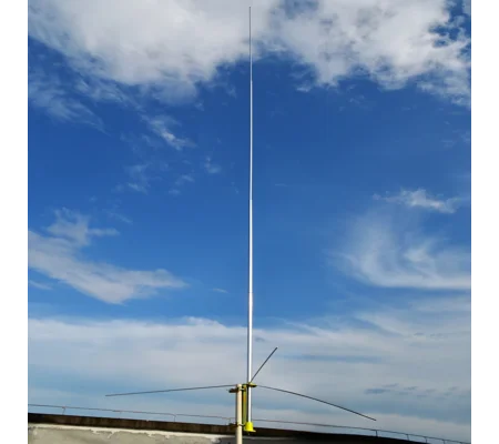 Space Runner 27 MHz 5/8 Wave CB Base Antenna