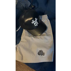 Too Krispy Shorts (Gray)