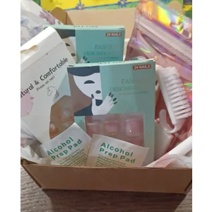 Boxed press on nail bundle for toes