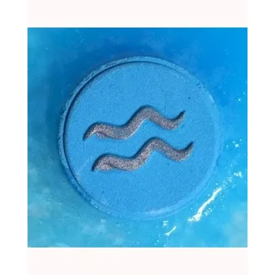 Box of 2 Zodiac Bath Fizzers with Horoscope - Aquarius