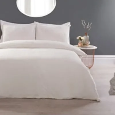 cream Pom Pom Comfy Fleece Duvet Set