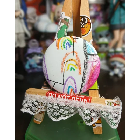Rainbow Pin 58mm