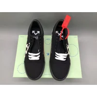 Off-White Vulc Low Top White | Black