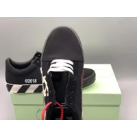 Off-White Vulc Low Top White | Black
