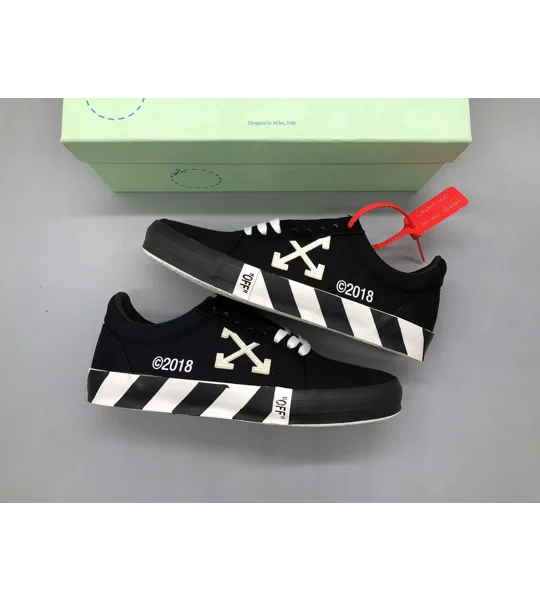 Off-White Vulc Low Top White | Black
