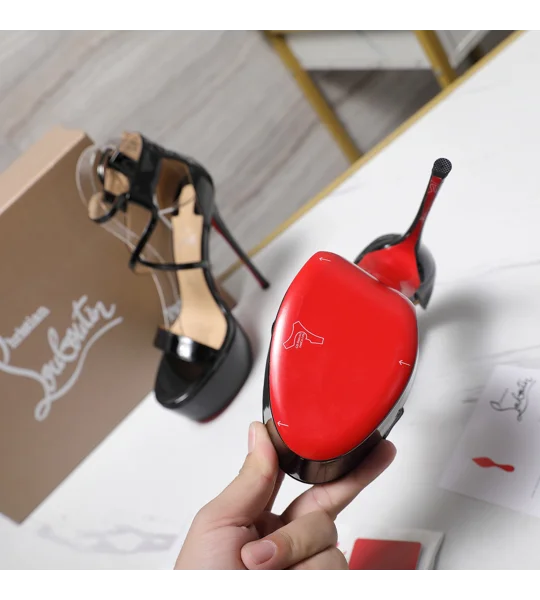 Christian Louboutin Choca 150mm sandal is a bold, high-heeled strappy platform shoe