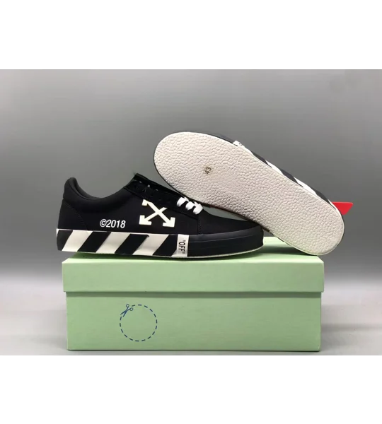 Off-White Vulc Low Top White | Black
