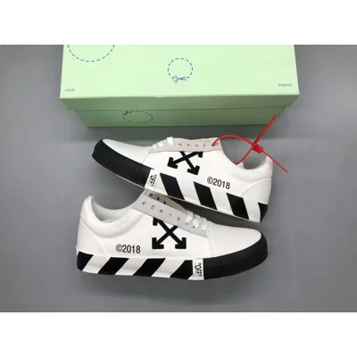 Off-White Vulc Low Top White | Black
