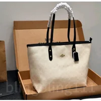 Coach City Tote Bag In Signature Canvas