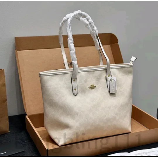 Coach City Tote Bag In Signature Canvas
