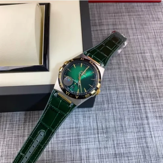 Constellation 41 mm, steel ‑ Sedna™ gold on leather strap and Pie-Pan Green Dial 140.13.39.21.10.001