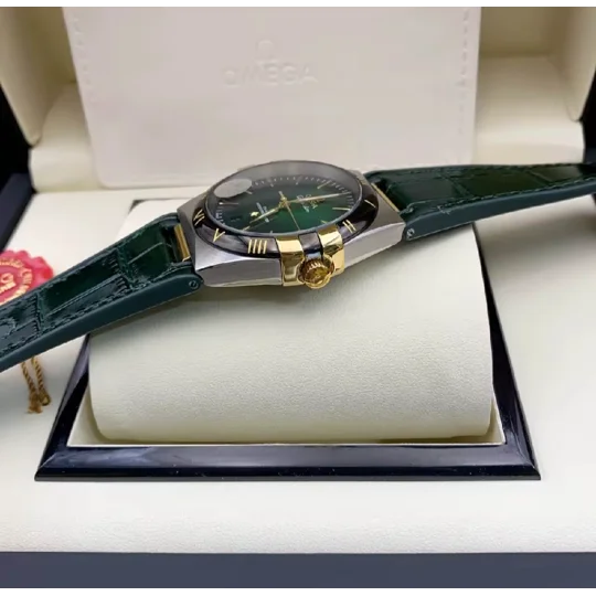 Constellation 41 mm, steel ‑ Sedna™ gold on leather strap and Pie-Pan Green Dial 140.13.39.21.10.001