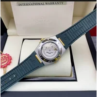 Constellation 41 mm, steel ‑ Sedna™ gold on leather strap and Pie-Pan Green Dial 140.13.39.21.10.001