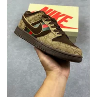 CUSTOM GUCCI x NIKE DUNK LOW – LUXURY STREETWEAR STYLE