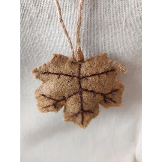 Leaf Felt Hanging Decoration