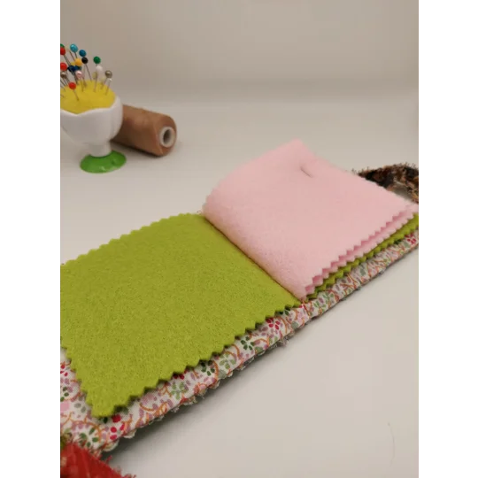 Small Handmade Needle case - Slow Stich Patchwork