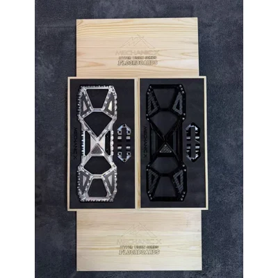 Hyper Vision Series Carbon Fiber FloorboardsBagger Rider