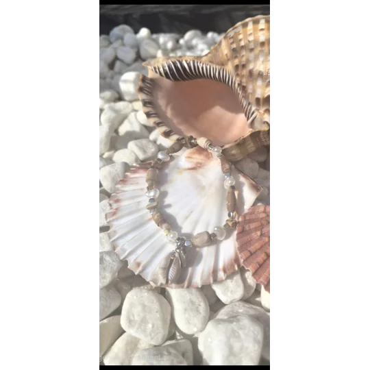 The Driftwood Pearls Bracelet