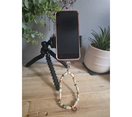 The Sage Shell Phone Strap
