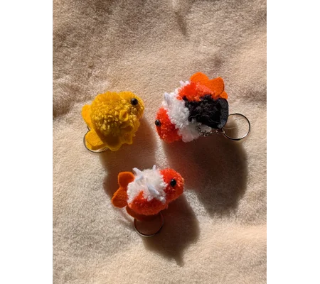 Porte-clé Pompon Poisson Tricolor