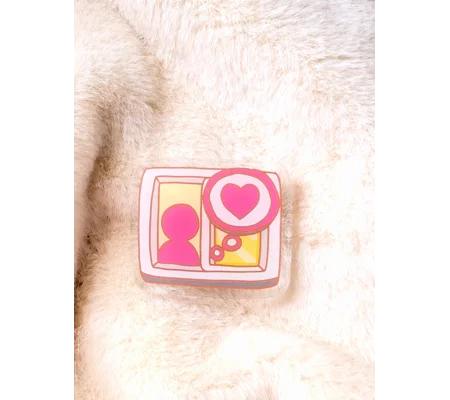 Pin Tomodachi Coeur