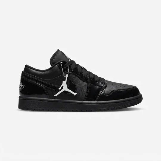 Air Jordan 1 Low "Triple Black"