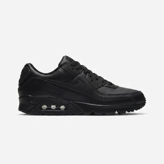 Nike Air Force 1 Low "Triple Black"
