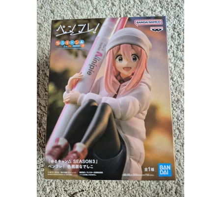 Yuru Camp Nadeshiko Kagamihara Pen Friend Banpresto Figure (Pen not included)