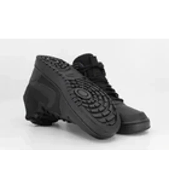 UK - 9 NIKE BOROUGH MID WINTER TRIPLE BLACK