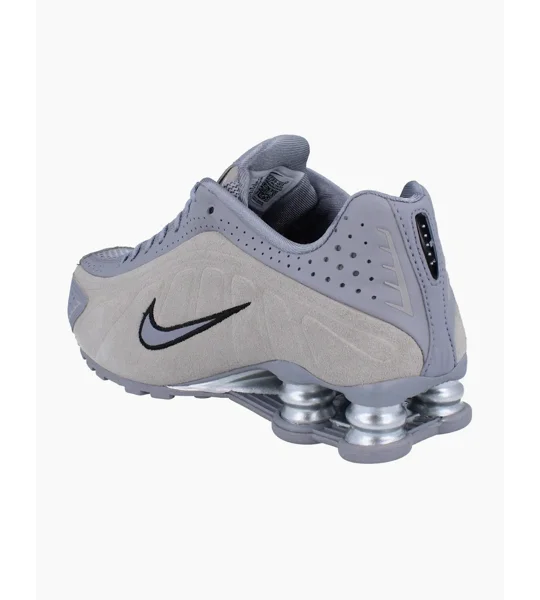 UK - 4.5 NIKE SHOX R4 CEMENT GREY