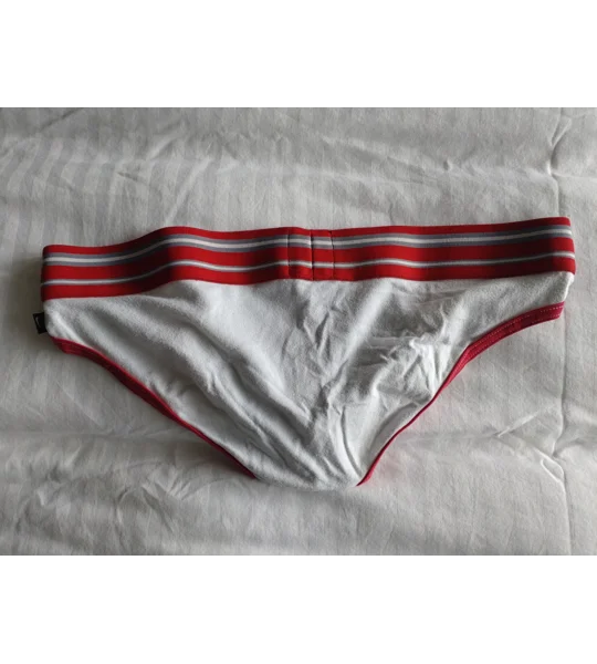 Timoteo Briefs