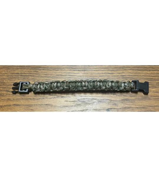 Parachute cord bracelet