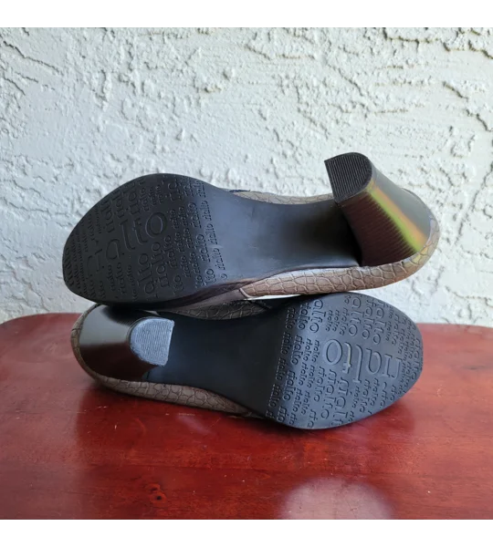 Rialto Posie Women's Grey Heeled Ankle Booties Size 5.5M